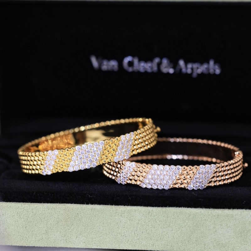 Vca Bracelets